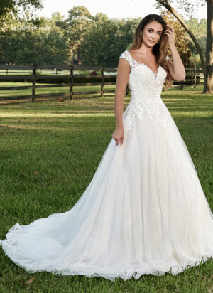Mary’s Bridal - Moda Bella Collection MB2096